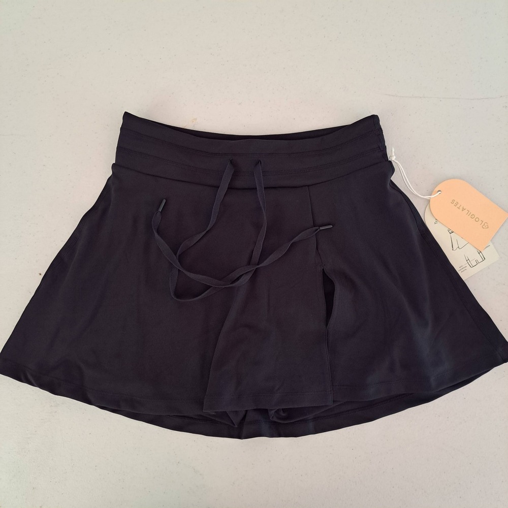 Blogilates Trailblaze Slit Skort Women Medium Black NEW High Waist 1092-208-B46